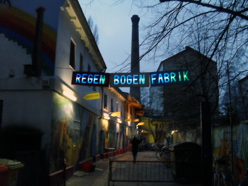 La suggestiva location che abbiamo trovato per l'evento, la Regenbogenfabrik